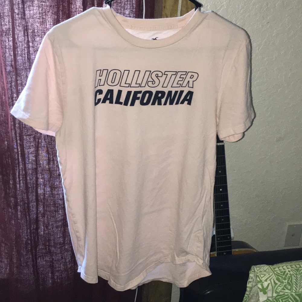 Hollister t-shirt